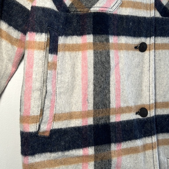 Shacket - Picture 4 of 7